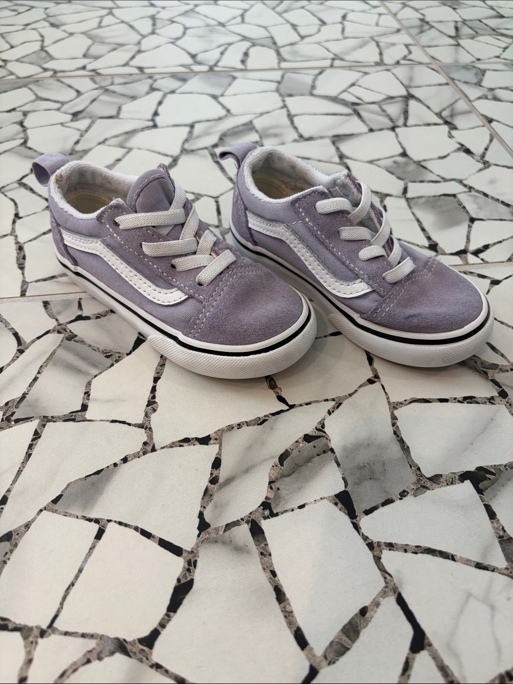 Vans Kids Old Skool Sneakers in Lavender and White